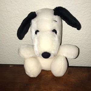 Vintage Snoopy Dog Beagle Plush Stuffed Animal Peanuts Cartoon Character